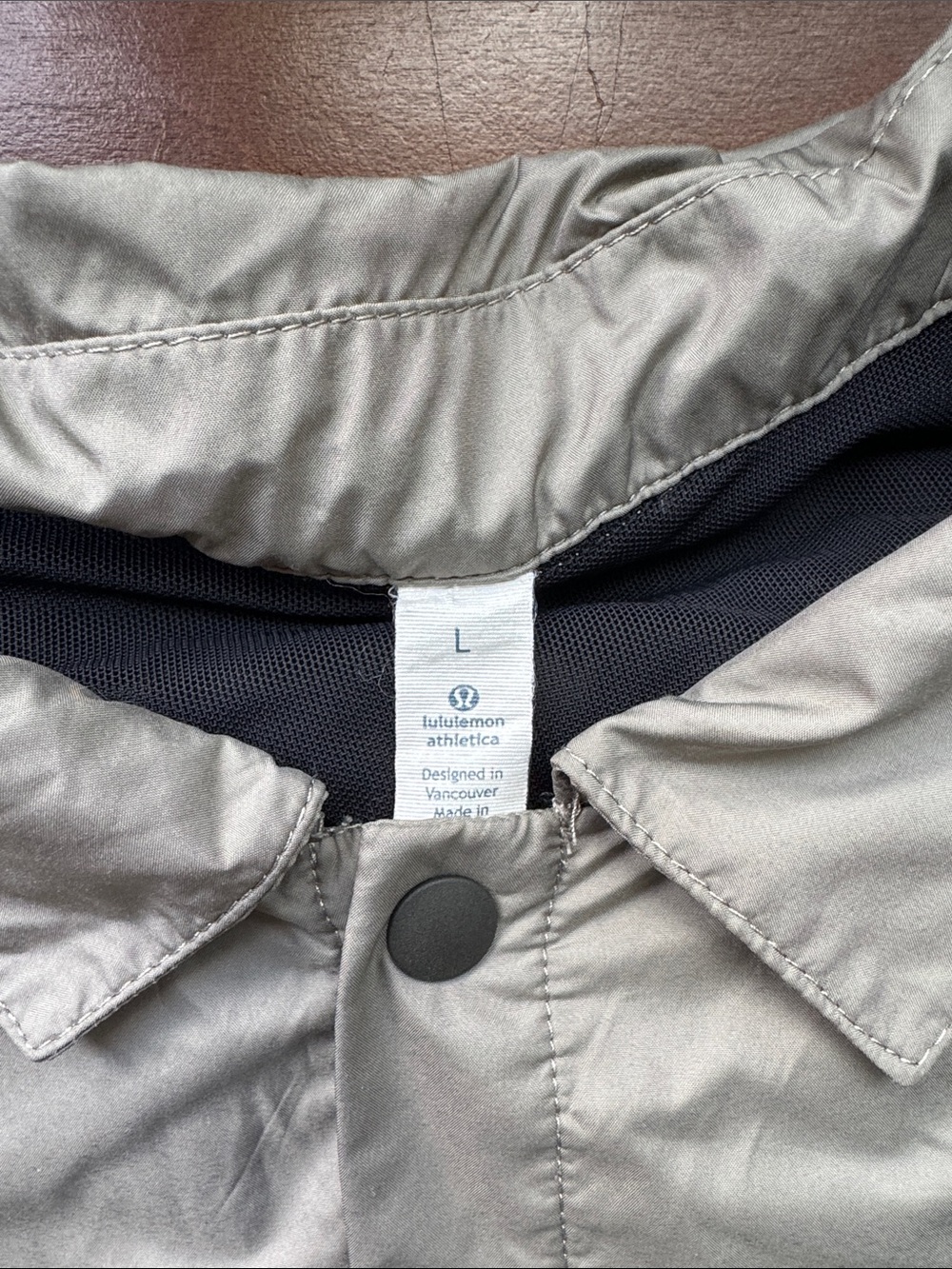 lululemon athletica Coach Windbreaker Soft Earth Taupe Button-Front Jacket - Picture 2 of 10